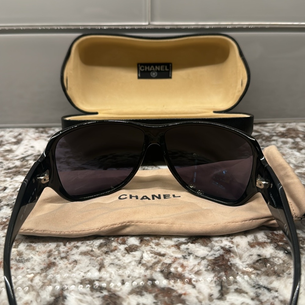 Chanel Sunglasses With Chanel Protective Cover And Chanel Case View 4
